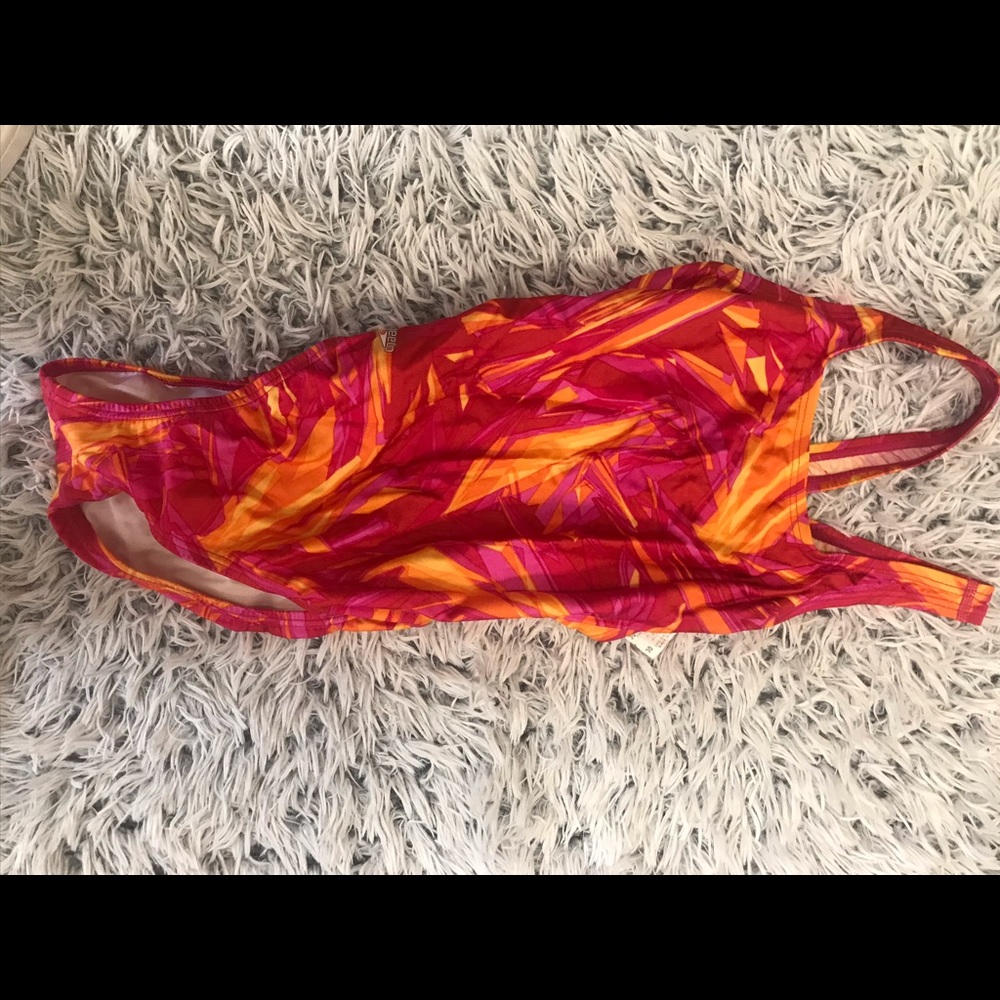 Speedo swimsuit size 30